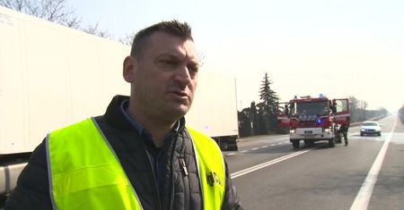 Tragiczny wypadek k. Torunia. Matka z synem zginęli pod kołami ciężarówki