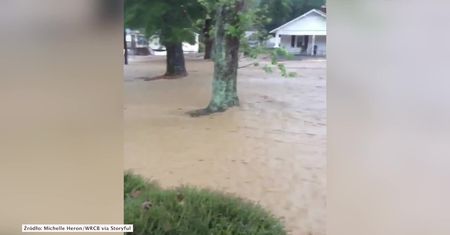 Ulewy dotarły do Tennessee. Ulice zamieniły się w rwące potoki