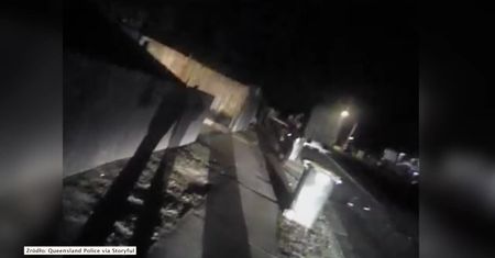 Najpierw ukradł samochód, a następnie kilkukrotnie staranował nim radiowóz i uciekł