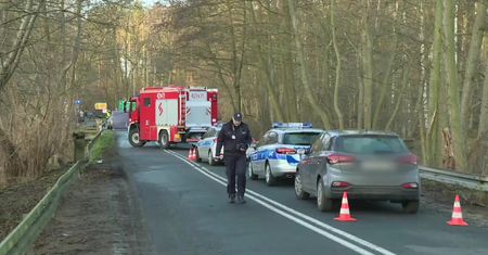 Jechali do pracy, samochód wpadł do stawu. Pięć osób zginęło w Lubuskiem