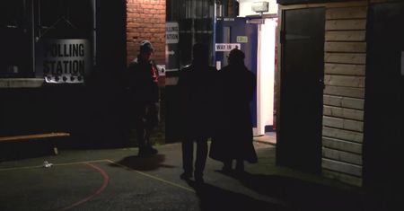 Brytyjczycy ruszyli do urn. Przedterminowe wybory do Izby Gmin zdecydują o losie brexitu