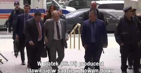 Harvey Weinstein stawił się w nowojorskim sądzie. Prokurator zarzuca mu złamanie warunków zwolnienia