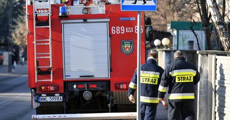 Małopolskie: strażakom udało się opanować duży pożar w Szaflarach