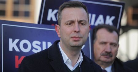 Kosiniak-Kamysz: zagwarantuję samorządom środki na wynagrodzenia dla nauczycieli