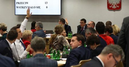 Sejm: komisja przeszła do omawiania projektu PiS ws. sądów