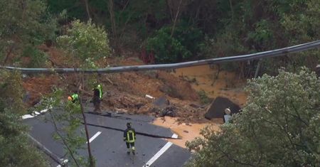 Lawina błotna zniszczyła 30-metrowy odcinek autostrady we Włoszech