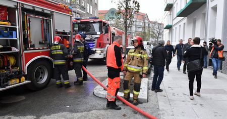 Pożar kamienicy w Szczecinie. Trzy osoby nie żyją