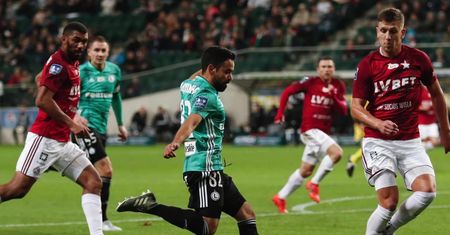 ligowym klasyku Legia Warszawa rozbiła Wisłę Kraków. Hat-trick Jose Kante