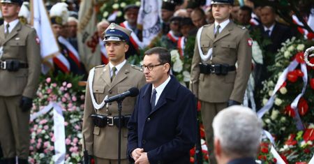 Kornel Morawiecki spoczął na warszawskich Powązkach Wojskowych