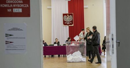 Wybory parlamentarne: wtorek ostatnim dniem na dopisanie się do spisu wyborców