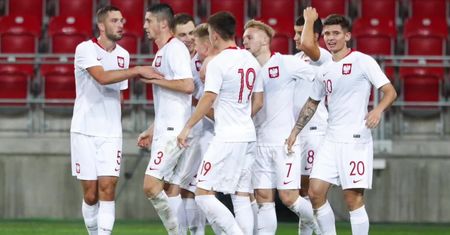 Kolejny sukces kadry Czesława Michniewicza. Polska wygrała z Serbią 1:0 i przybliżyła się do awansu na mistrzostwa Europy U21