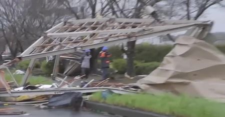 Potężny tajfun Hagibis dotarł do Japonii. Zniszczenia w prefekturze Chiba