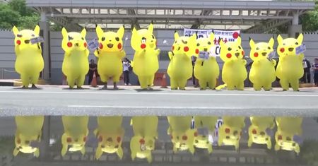 Pikachu przeciwko wykorzystywaniu węgla w Japonii. Protest ekologów przed szczytem G20