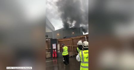 Pożar centrum recyklingu odpadów w Londynie