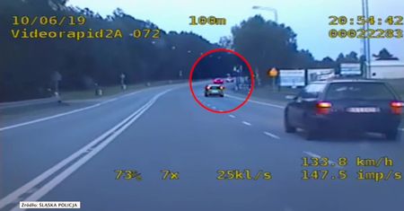 Kierowca Porsche pędził ponad 150 km/h przez Rybnik.