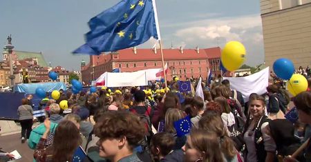 “Tolerancja, wolność i zjednoczenie w różnorodności”. Parada Schumana przeszła ulicami Warszawy