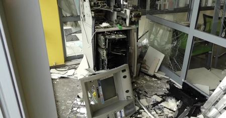 Wysadzili bankomat w Lubuskiem. Policja poszukuje sprawców kradzieży