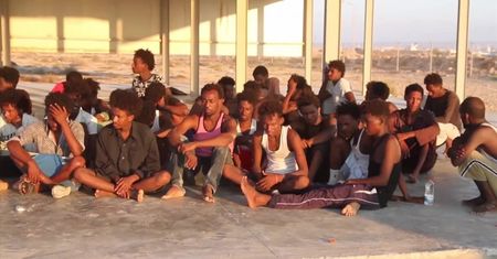 Łódź z migrantami przewróciła się na Morzu Śródziemnym. 116 osób jest zaginionych