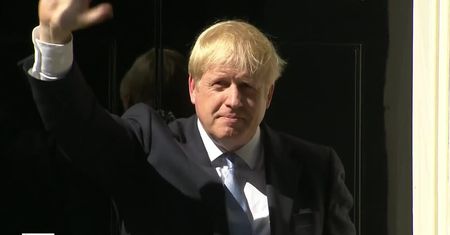B. Johnson: Wyjdziemy z Unii 31 października, bez żadnego “ale”