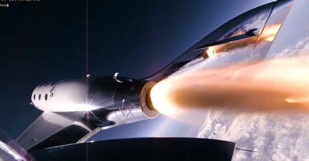 Pierwszy turystyczny lot w kosmos Virgin Galactic