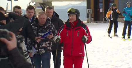Chwila relaksu podczas rozmów na szczycie. Władimir Putin i Aleksander Łukaszenka udali się na narty do ośrodka w Soczi