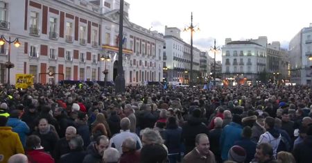 Domagają się regulacji rządu i pomocy Brukseli. Protest taksówkarzy w Madrycie przeciw Uberowi i Cabify