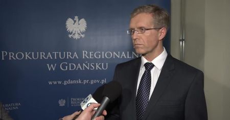 CBA zatrzymało byłego prezesa Grupy Lotos i trzy inne osoby. Chodzi o wystawianie faktur za nierealizowane usługi