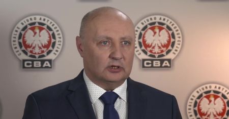 CBA zatrzymało byłego prezesa Lotosu. Miał wyprowadzać pieniądze ze spółki