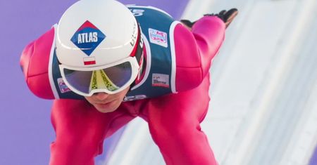 Kubacki i Stoch w czołówce, sensacyjna dyskwalifikacja jednego z faworytów. Wszyscy Polacy przebrnęli kwalifikacje w Val di Fiemme