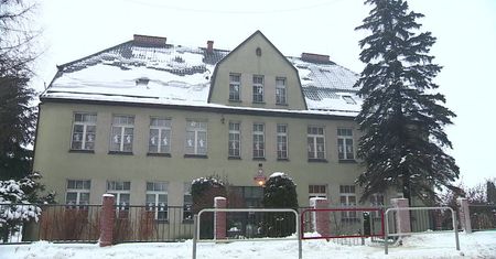 15-latek poparzony po wybuchu etanolu. Nieudany eksperyment na lekcji chemii w Chełmie Śląskim