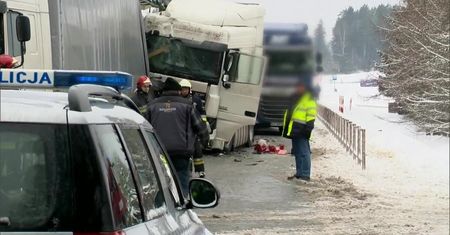 Groźnie wyglądający wypadek na krajowej ósemce. Nikt poważnie nie ucierpiał