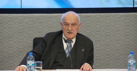 Członek Rady Polityki Pieniężnej Jerzy Kropiwnicki zarzuca nauczycielom na L4 demoralizowanie młodzieży