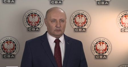 CBA zatrzymało 6 osób podejrzanych o wypranie 11 milionów złotych. Wśród nich jest brat E. Bieńkowskiej