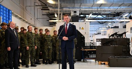 Błaszczak: w 2019 r. MON złoży w polskim przemyśle zbrojeniowym zamówienia o wartości 6,8 mld zł