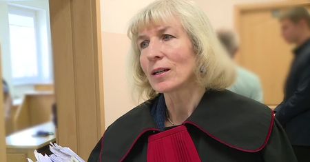 Stracił kontrolę nad samochodem podczas driftu i wjechał w tłum. Chciał poddać się karze, ale nie zgodziła się prokuratura