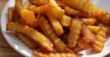 Nastolatek stracił wzrok przez frytki i chipsy