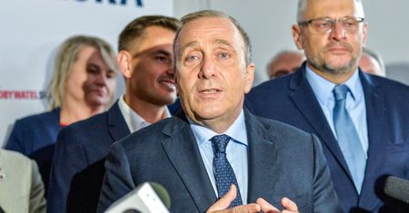 Schetyna: kto wygrywa wybory w woj. kujawsko-pomorskim, wygrywa w całym kraju