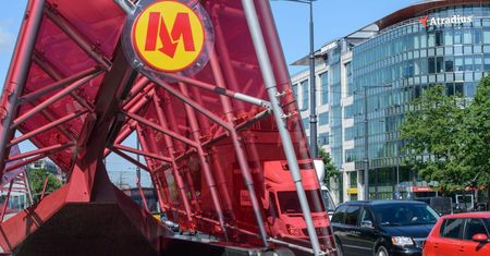 Warszawa: pociągi II linii metra ruszyły nowym odcinkiem na Pradze-Północ i Targówku