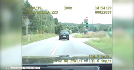 Pijany kierowca szalał na drogach województwa kujawsko-pomorskiego. Został zatrzymany przez policję