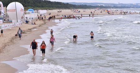 GIS: wszystkie nadmorskie kąpieliska otwarte
