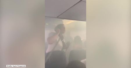Dym na pokładzie samolotu British Airways. Trójka pasażerów w szpitalu