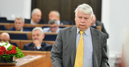 Senat: PiS o noweli Kodeksu wyborczego: zmiana techniczna; PO: jej treść i tryb przyjęcia narusza prawo