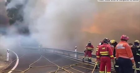 Na wyspie Gran Canaria błyskawicznie rozprzestrzenił się niekontrolowany pożar. Ogień zajął powierzchnię 3400 hektarów