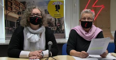 Sondaż: 42 proc. Polaków uważa, że liderki Strajku Kobiet mają plany polityczne