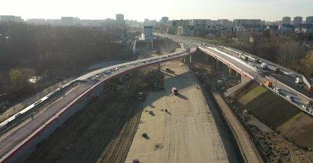 Południowa obwodnica Warszawy prawie gotowa. Do końca roku kierowcy przejadą przez Wisłę