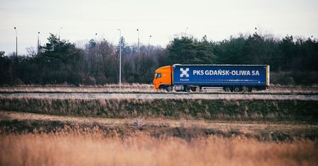Eksport pomógł polskiej gospodarce zamortyzować skutki koronakryzysu