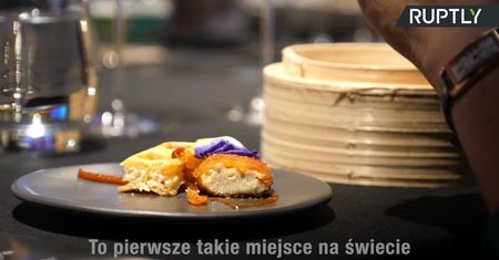 Restauracja w Singapurze pierwszą, która serwuje kurczaka wyhodowanego w laboratorium