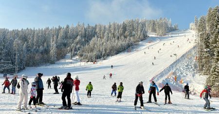 WHO wzywa do rozważnego rozpatrzenia planów na sezon narciarski