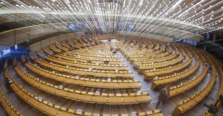 87 proc. badanych uważa, że Polska powinna pozostać członkiem UE