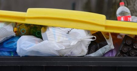 Prokuratura zaskarżyła uchwałę Rady m.st. Warszawy w sprawie śmieci